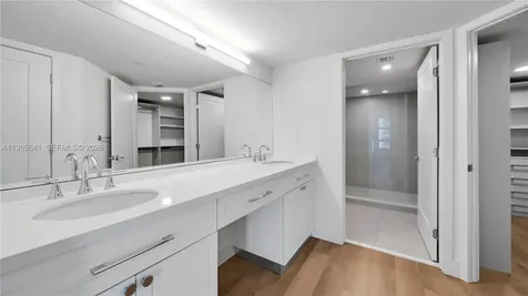 555 NE 34th Street Miami FL 33137