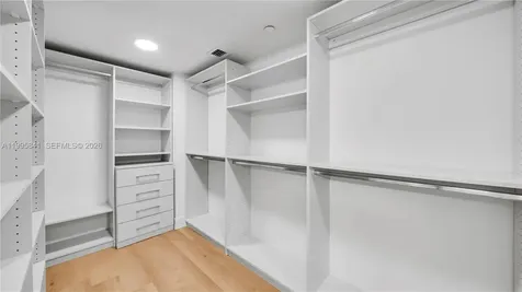 555 NE 34th Street Miami FL 33137