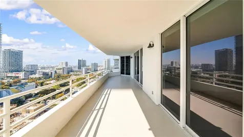 555 NE 34th Street Miami FL 33137