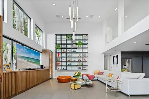 4002 Kumquat Avenue Miami FL 33133