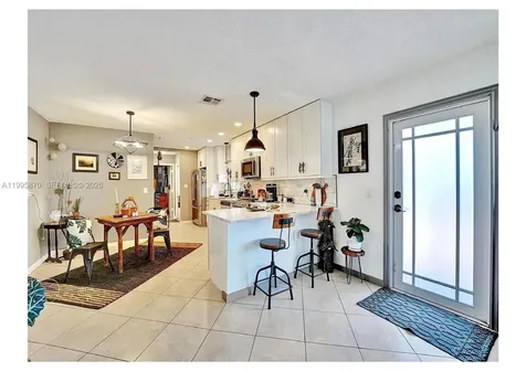 381 NE 42nd Street Oakland Park FL 33334