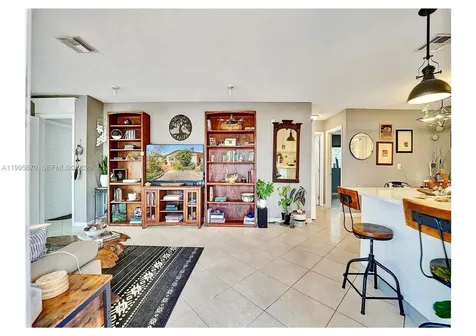 381 NE 42nd Street Oakland Park FL 33334