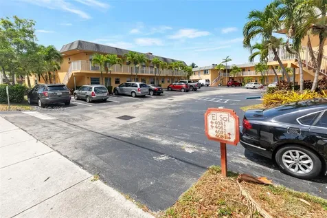 4061 N Dixie Highway Oakland Park FL 33334