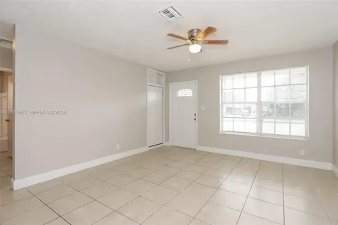 6331 Southgate Boulevard Margate FL 33068
