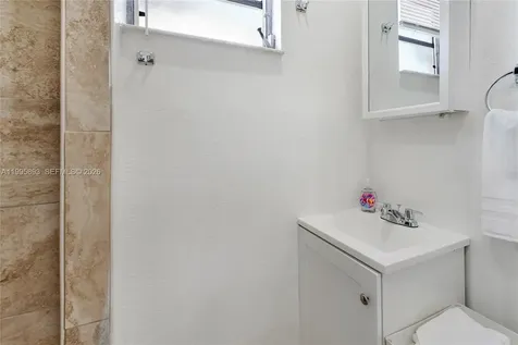 1283 NW 45th Street Miami FL 33142