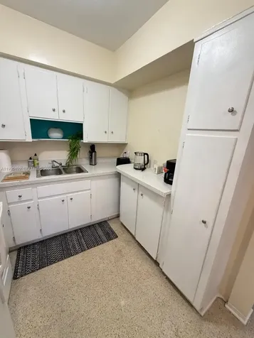 1111 N Victoria Park Road Fort Lauderdale FL 33304