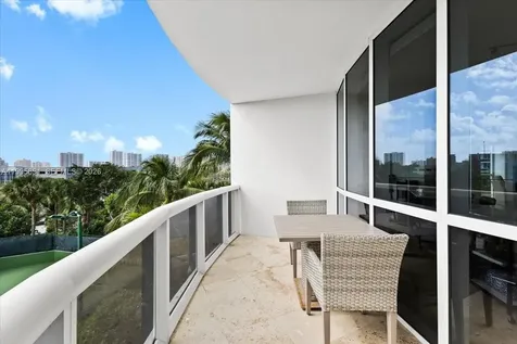 18201 Collins Avenue Sunny Isles Beach FL 33160
