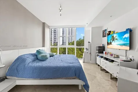 18201 Collins Avenue Sunny Isles Beach FL 33160