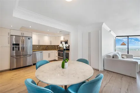 2000 Towerside Terrace Miami FL 33138