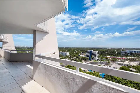 2000 Towerside Terrace Miami FL 33138