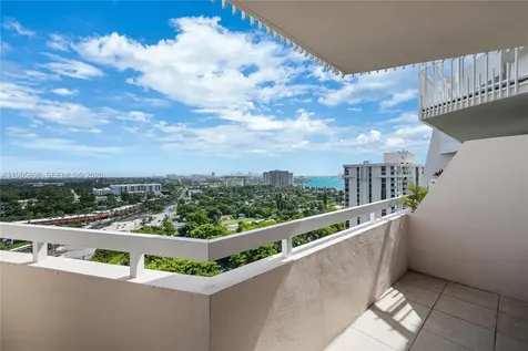 2000 Towerside Terrace Miami FL 33138