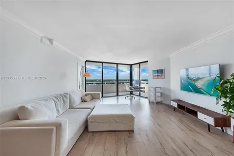 2000 Towerside Terrace Miami FL 33138