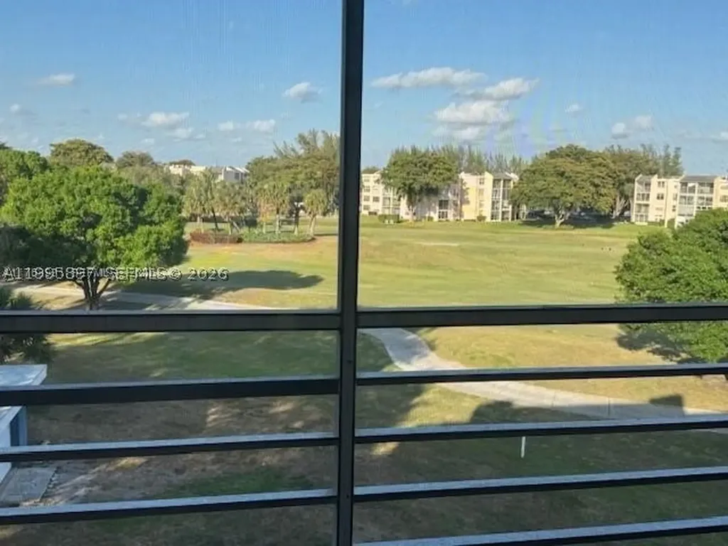 9421 Evergreen Place Davie FL 33324
