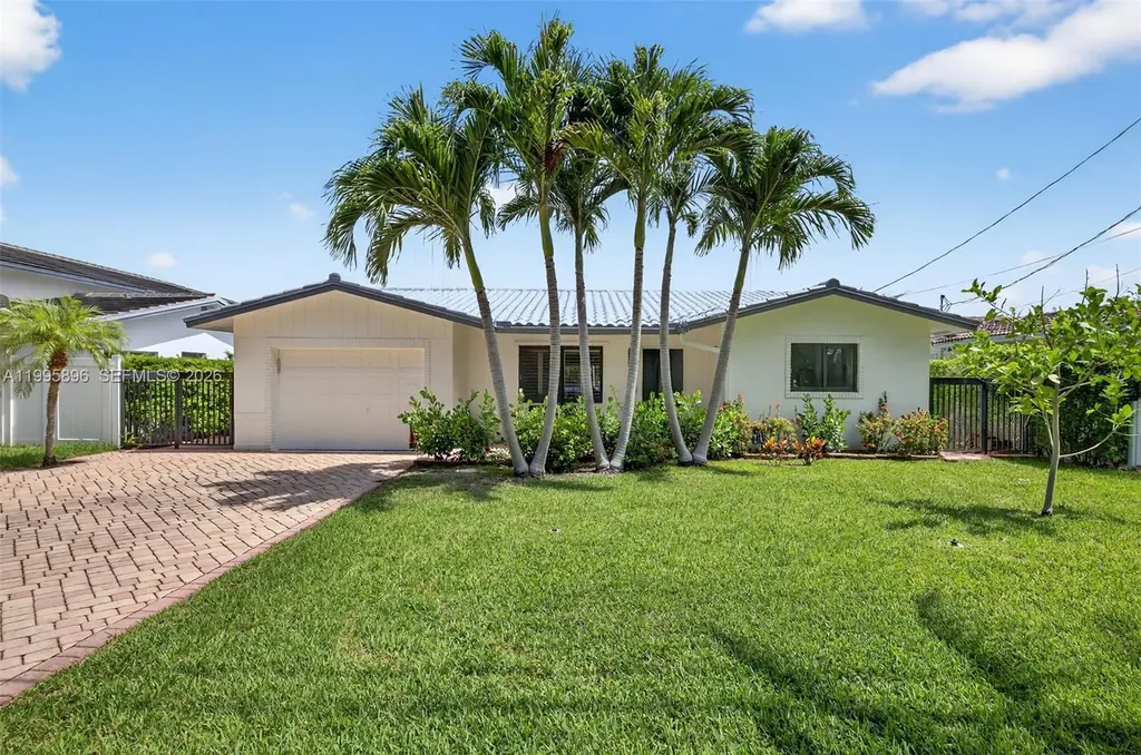 2481 SE 15th Street Pompano Beach FL 33062