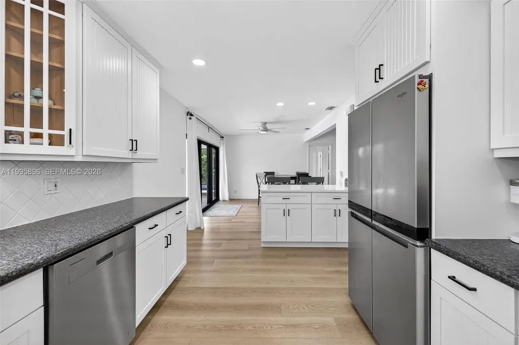 2481 SE 15th Street Pompano Beach FL 33062