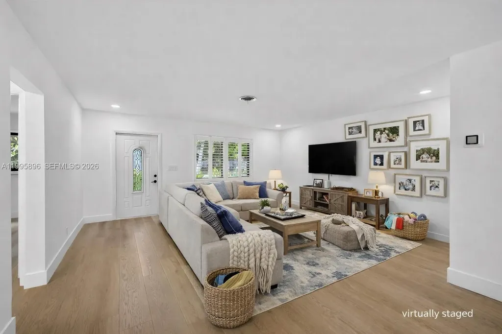 2481 SE 15th Street Pompano Beach FL 33062