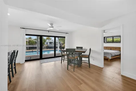 2481 SE 15th Street Pompano Beach FL 33062