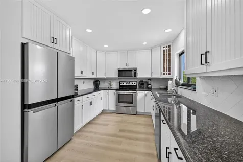 2481 SE 15th Street Pompano Beach FL 33062