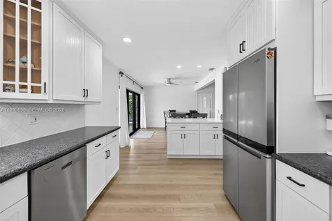 2481 SE 15th Street Pompano Beach FL 33062
