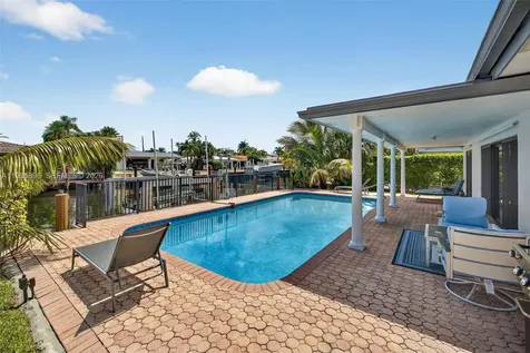 2481 SE 15th Street Pompano Beach FL 33062