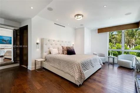 548 Fernwood Road Key Biscayne FL 33149