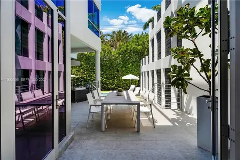 548 Fernwood Road Key Biscayne FL 33149