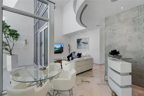 548 Fernwood Road Key Biscayne FL 33149