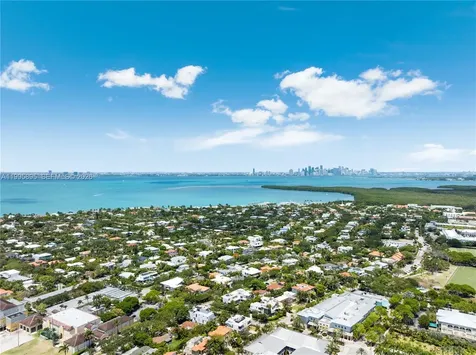 548 Fernwood Road Key Biscayne FL 33149