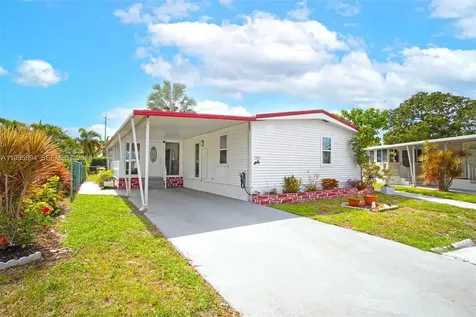 5103 NW 1st Way Deerfield Beach FL 33064