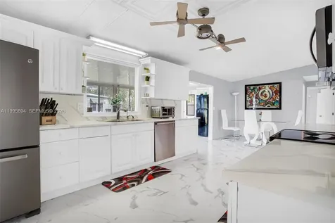 5103 NW 1st Way Deerfield Beach FL 33064