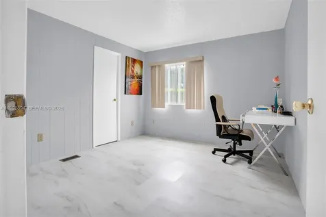 5103 NW 1st Way Deerfield Beach FL 33064