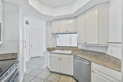 888 Brickell Key Drive Miami FL 33131
