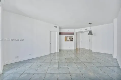 888 Brickell Key Drive Miami FL 33131