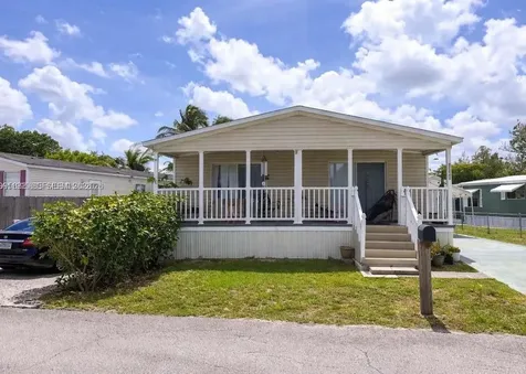 11846 Watergate Circle Boca Raton FL 33428