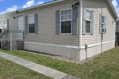 11846 Watergate Circle Boca Raton FL 33428