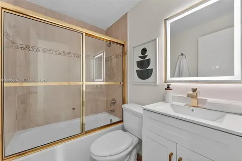 2710 Azalea Avenue Miramar FL 33025