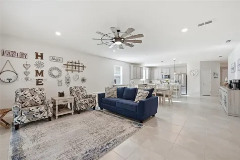 4594 Farmhouse Gate Trail Jacksonville FL 32226