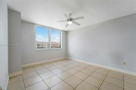 2000 N Bayshore Drive Miami FL 33137