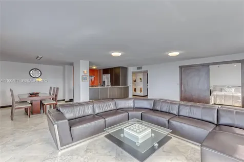 3800 S Ocean Drive Hollywood FL 33019