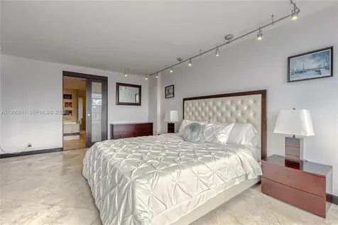 3800 S Ocean Drive Hollywood FL 33019