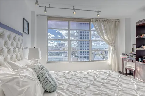 3800 S Ocean Drive Hollywood FL 33019