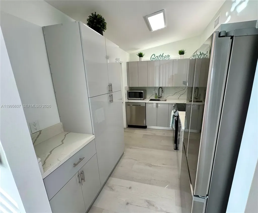 2406 Marathon Lane Fort Lauderdale FL 33312