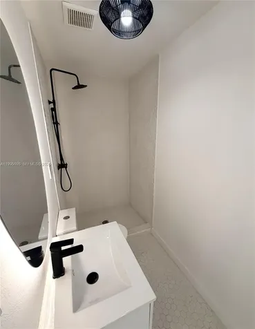 605 Euclid Avenue Miami Beach FL 33139