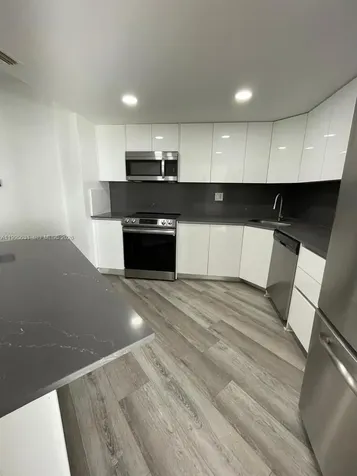 2750 NE 183rd Street Aventura FL 33160