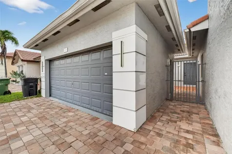 1281 NE 41st Place Homestead FL 33033