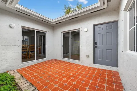 1281 NE 41st Place Homestead FL 33033