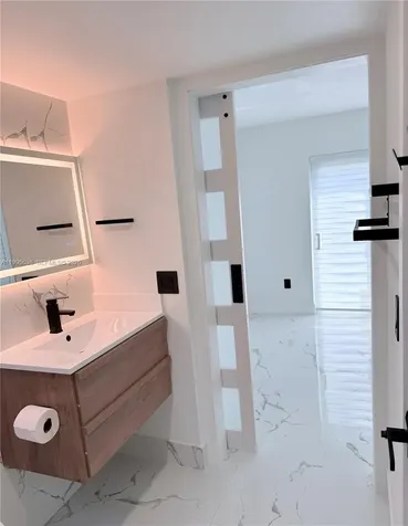 8660 NW 5th Terrace Miami FL 33126