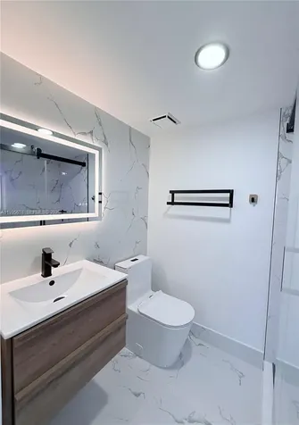 8660 NW 5th Terrace Miami FL 33126