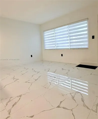 8660 NW 5th Terrace Miami FL 33126