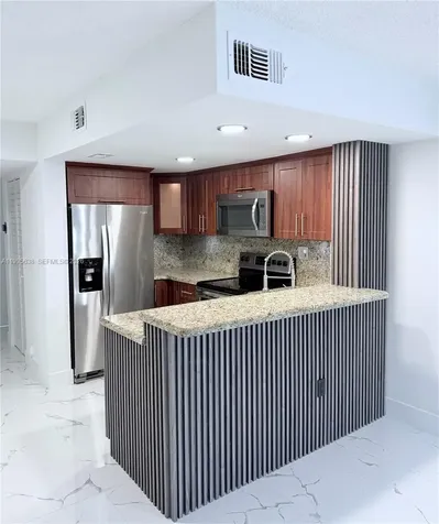 8660 NW 5th Terrace Miami FL 33126